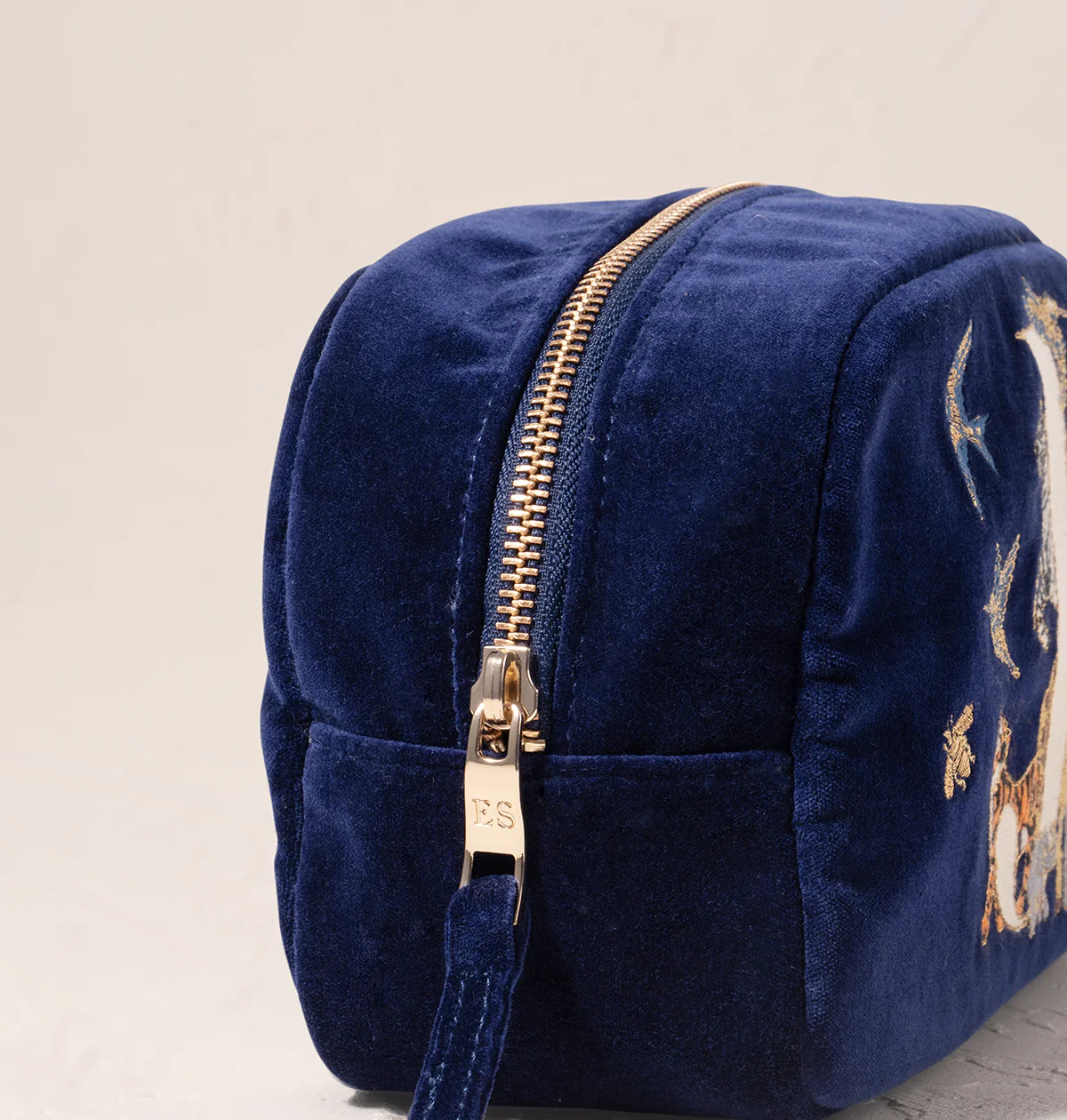Alphabet Makeup Bag - Image 18