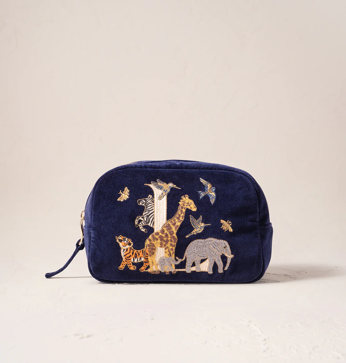 Alphabet Makeup Bag - Image 23