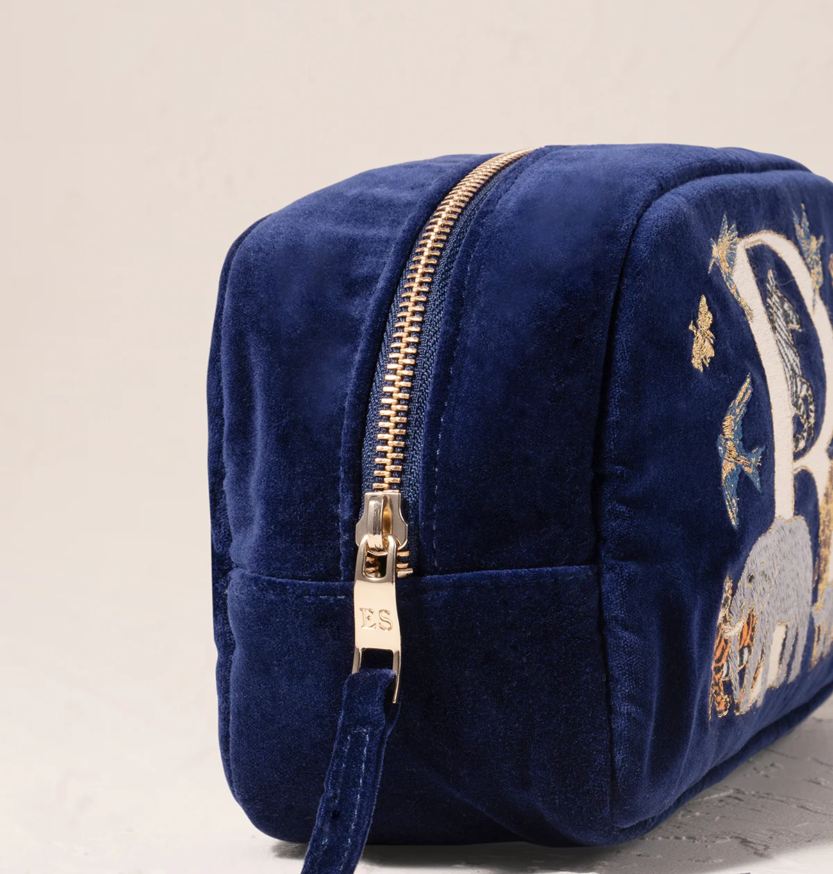 Alphabet Makeup Bag - Image 35