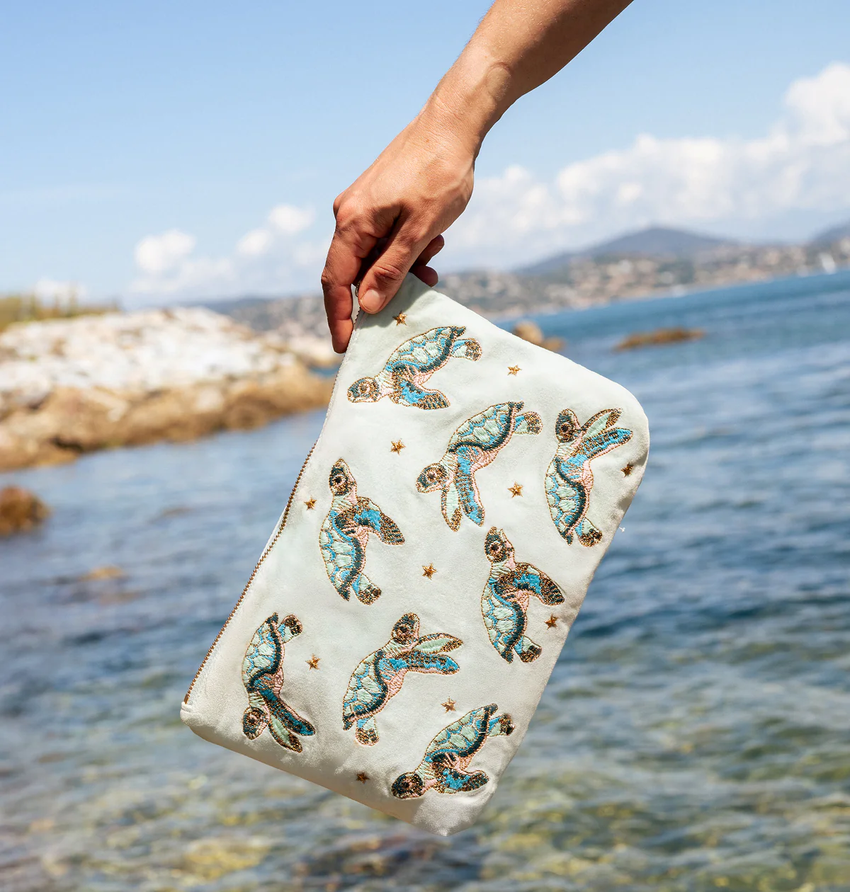 Baby Turtle Conservation Everyday Pouch - Image 2