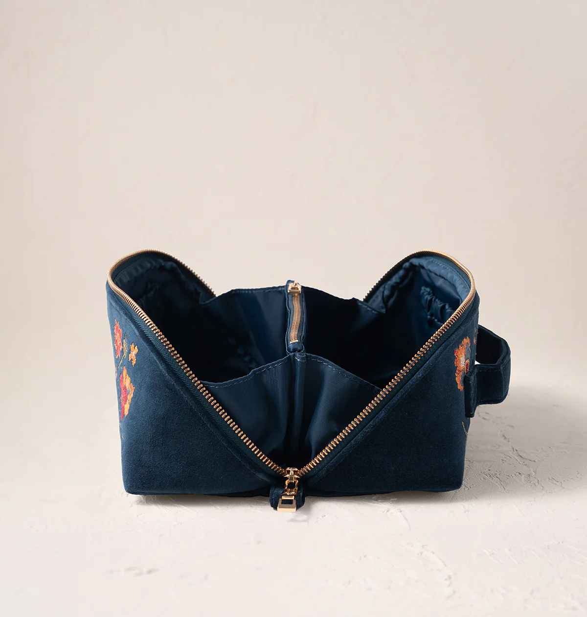 Botanical Garden Open Flat Makeup Bag - Image 3