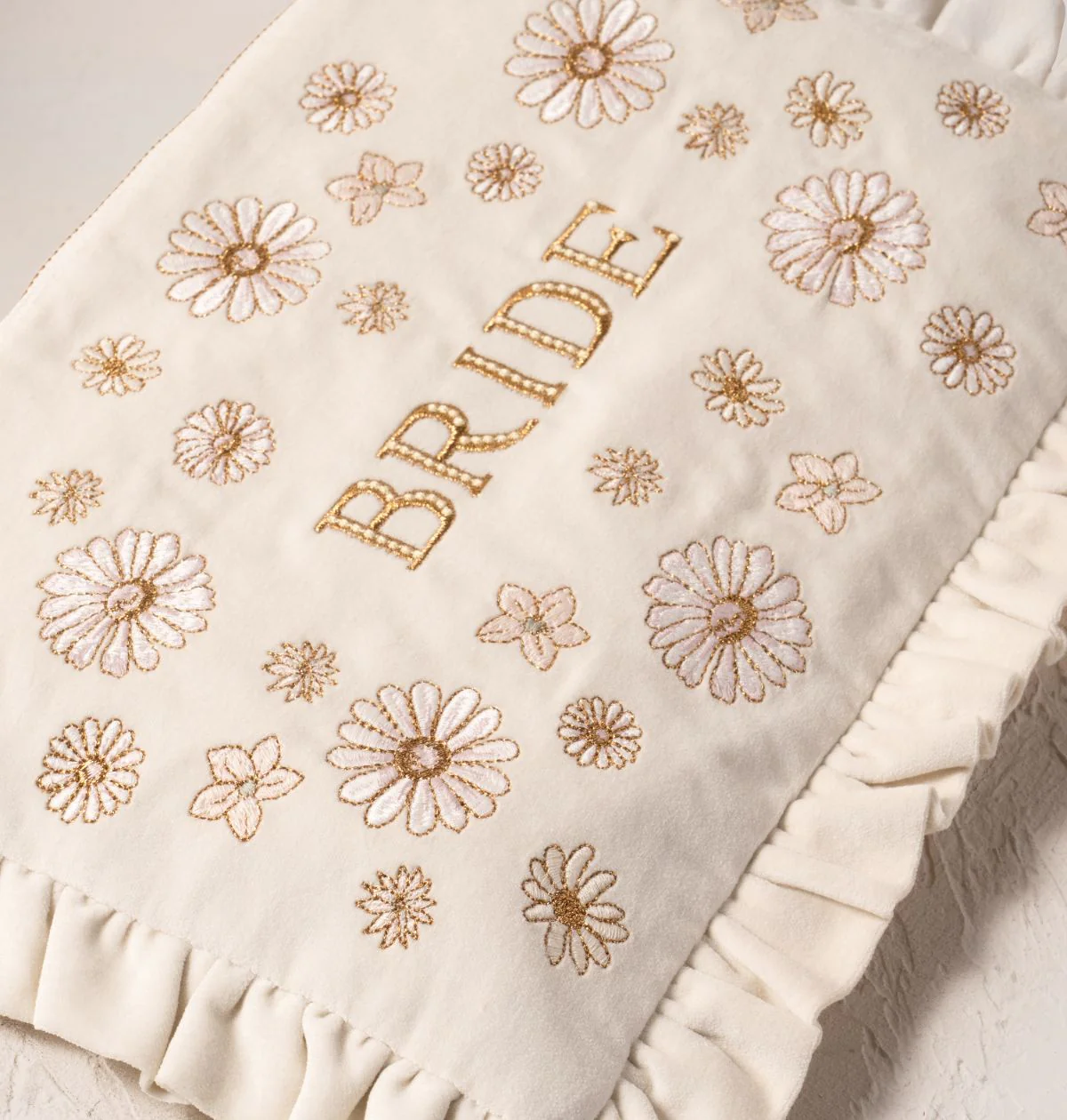 Daisy Dream Bride Frill Pouch - Image 3