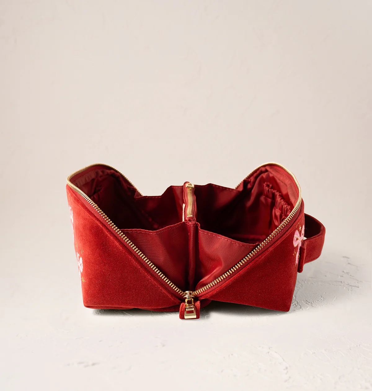 Dazzling Bows Open Flat Makeup Bag - Image 3