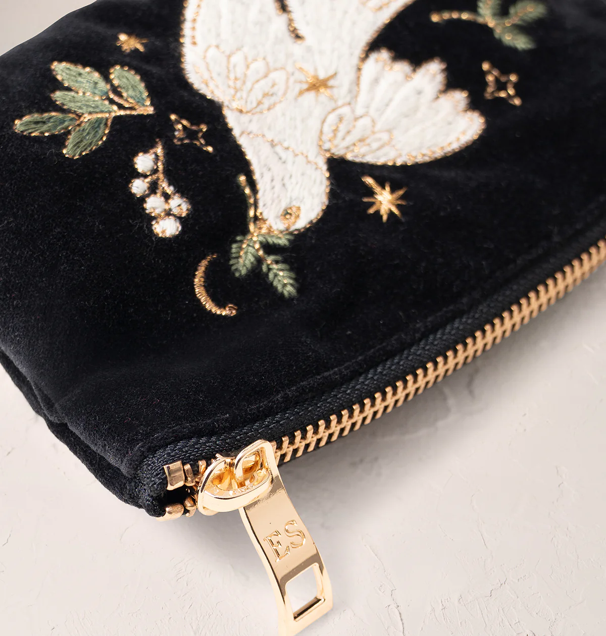 Doves of Peace Coin Purse - Image 3
