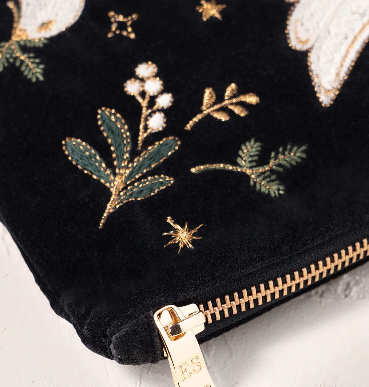 Doves of Peace Everyday Pouch - Image 3
