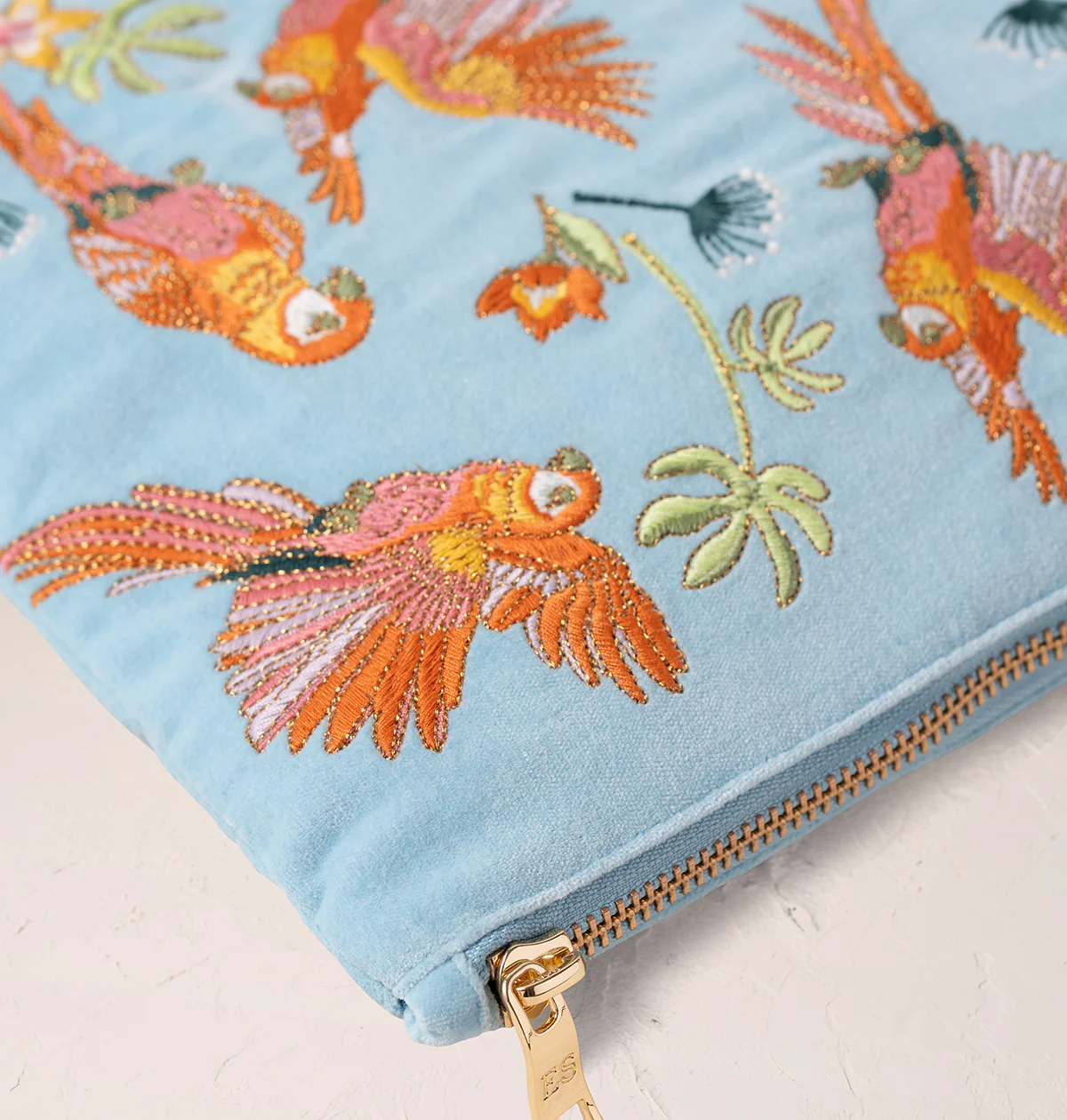 Flying Parrots Everyday Pouch - Image 3
