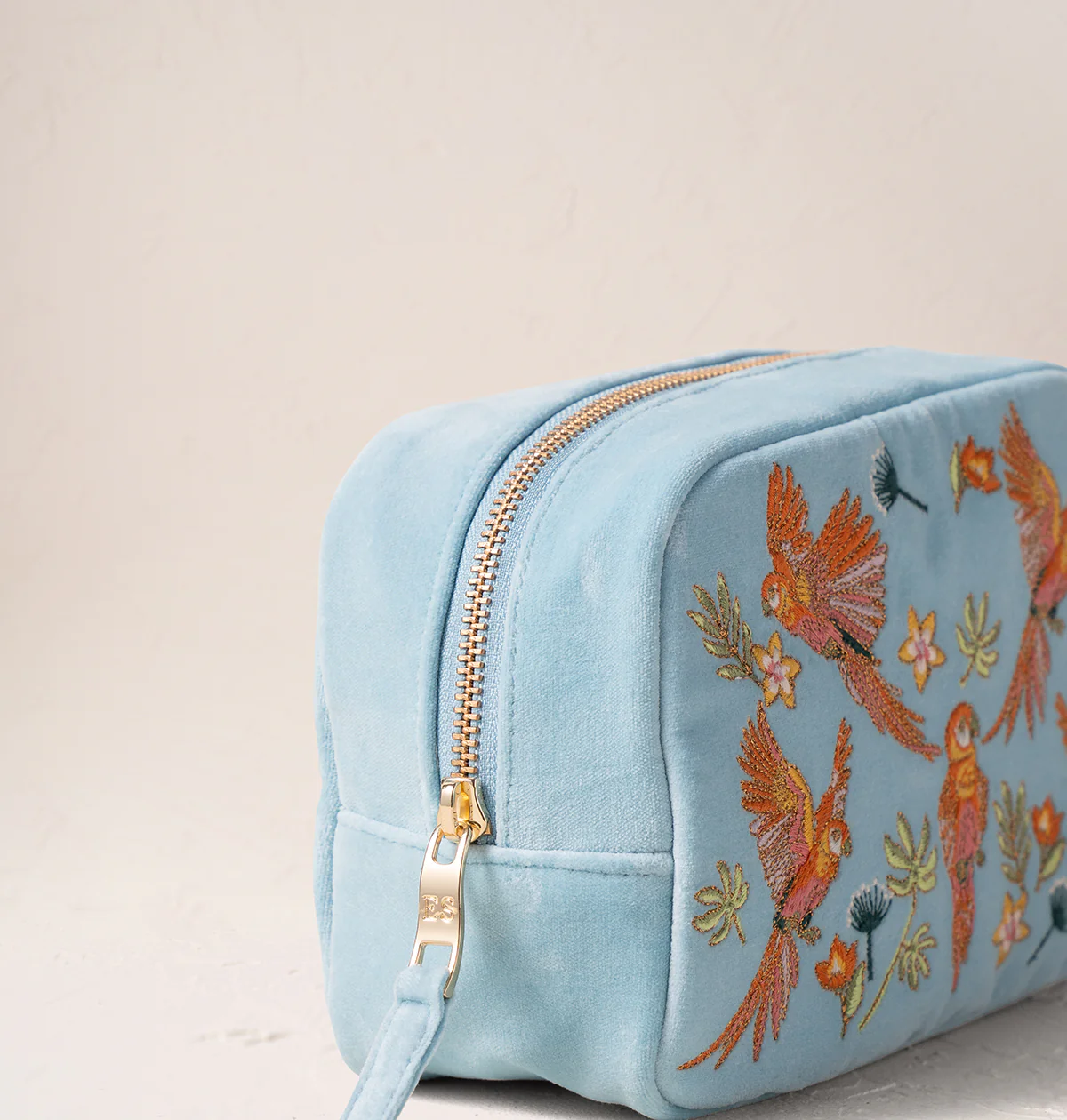 Flying Parrots Makeup Bag - Image 3