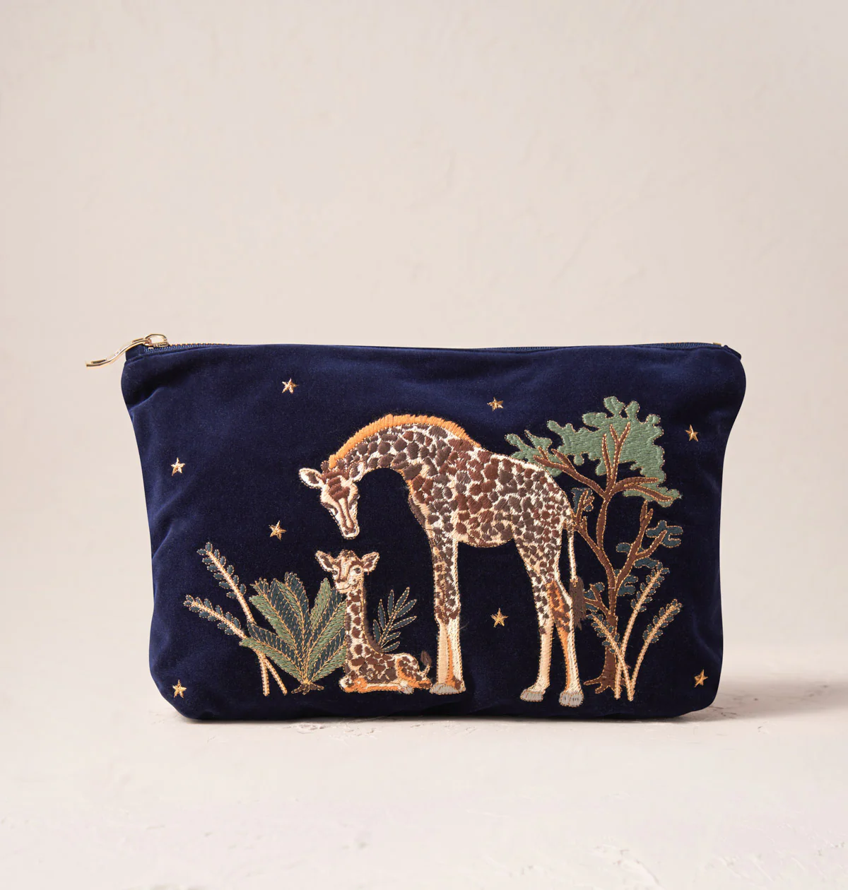 Giraffe Mother & Baby Everyday Pouch - Image 4