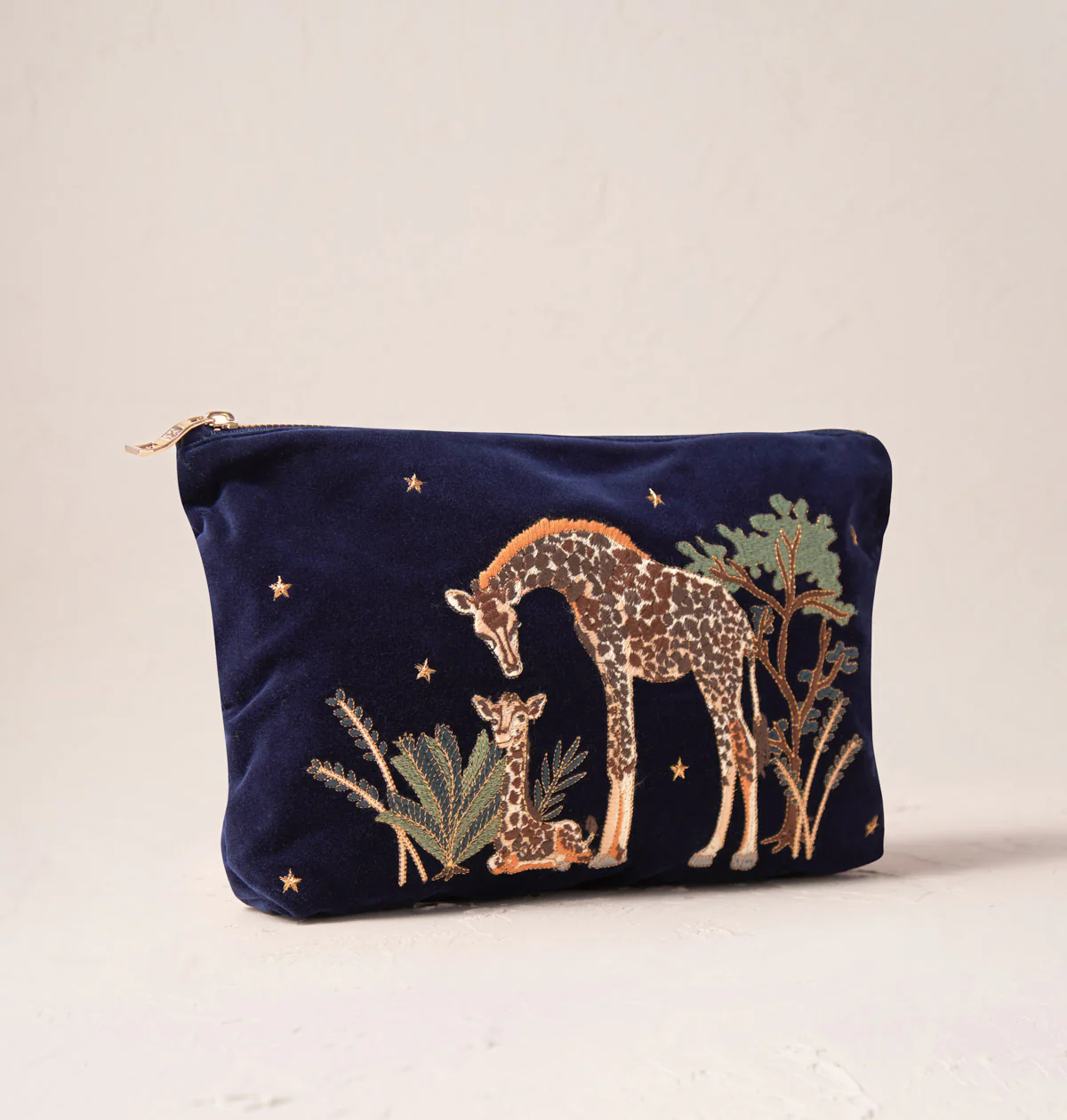 Giraffe Mother & Baby Everyday Pouch - Image 5