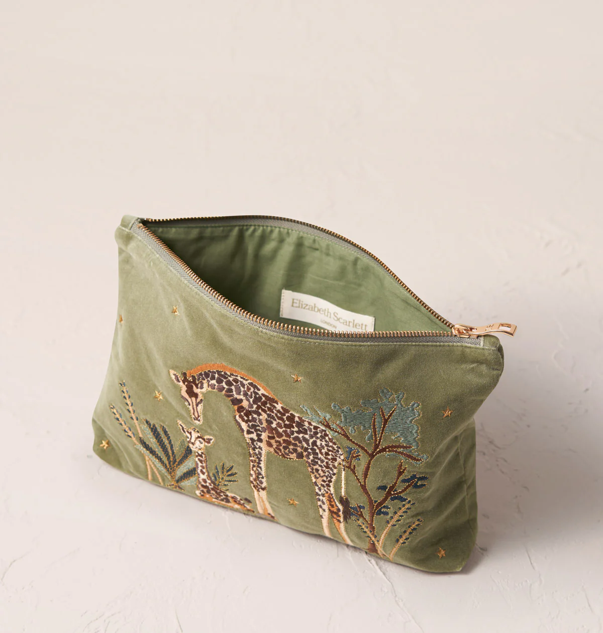 Giraffe Mother & Baby Everyday Pouch - Image 9