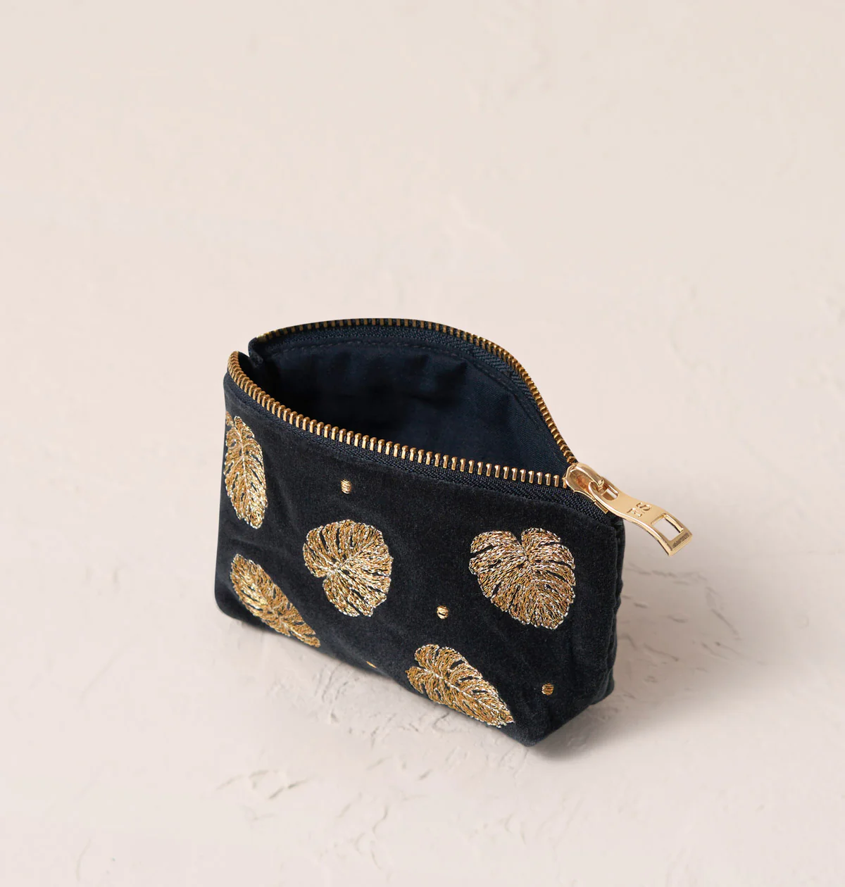 Gold Jungle Leaf Coin Purse - Image 4