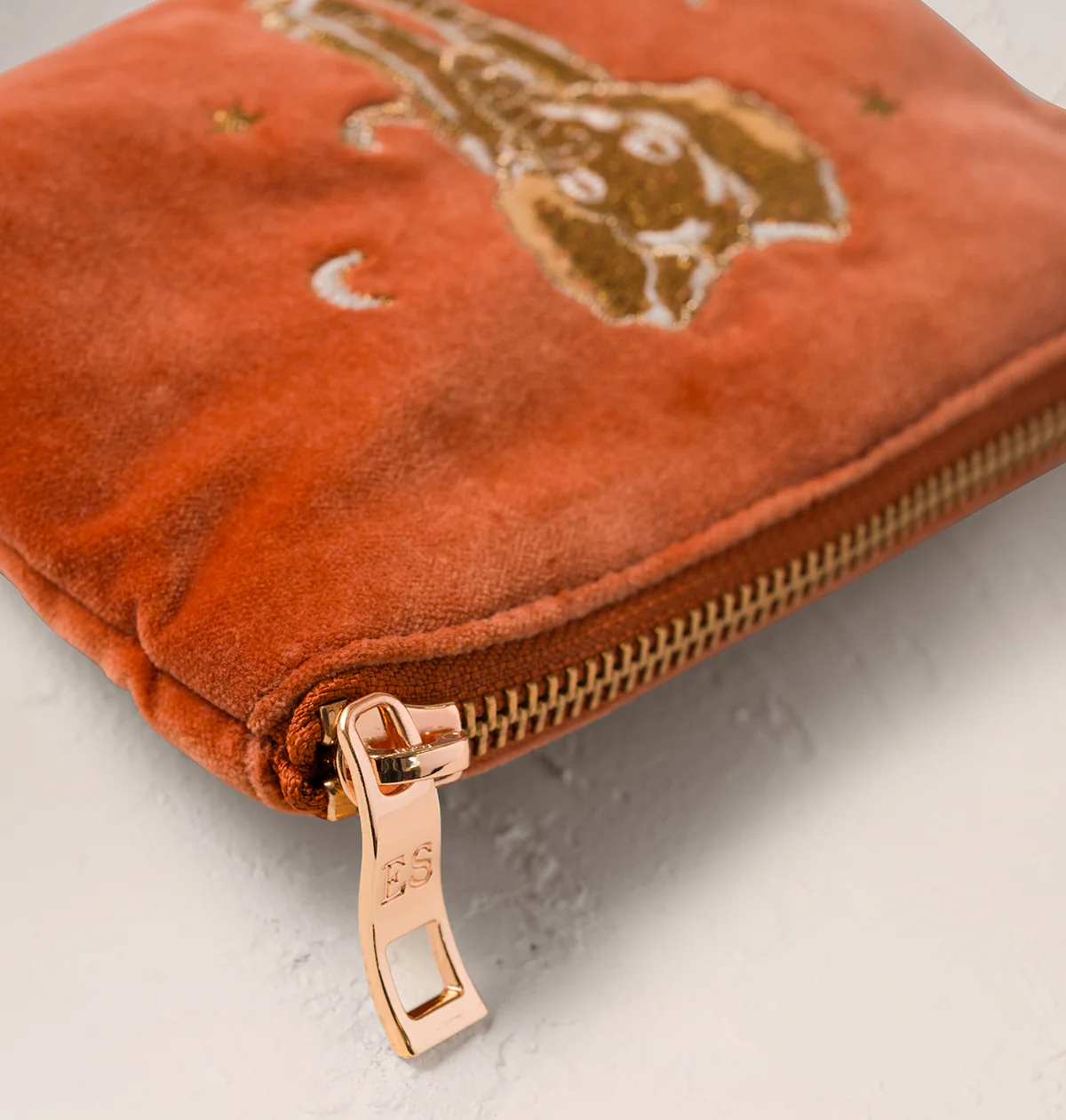 Golden Elephants Coin Purse - Image 3