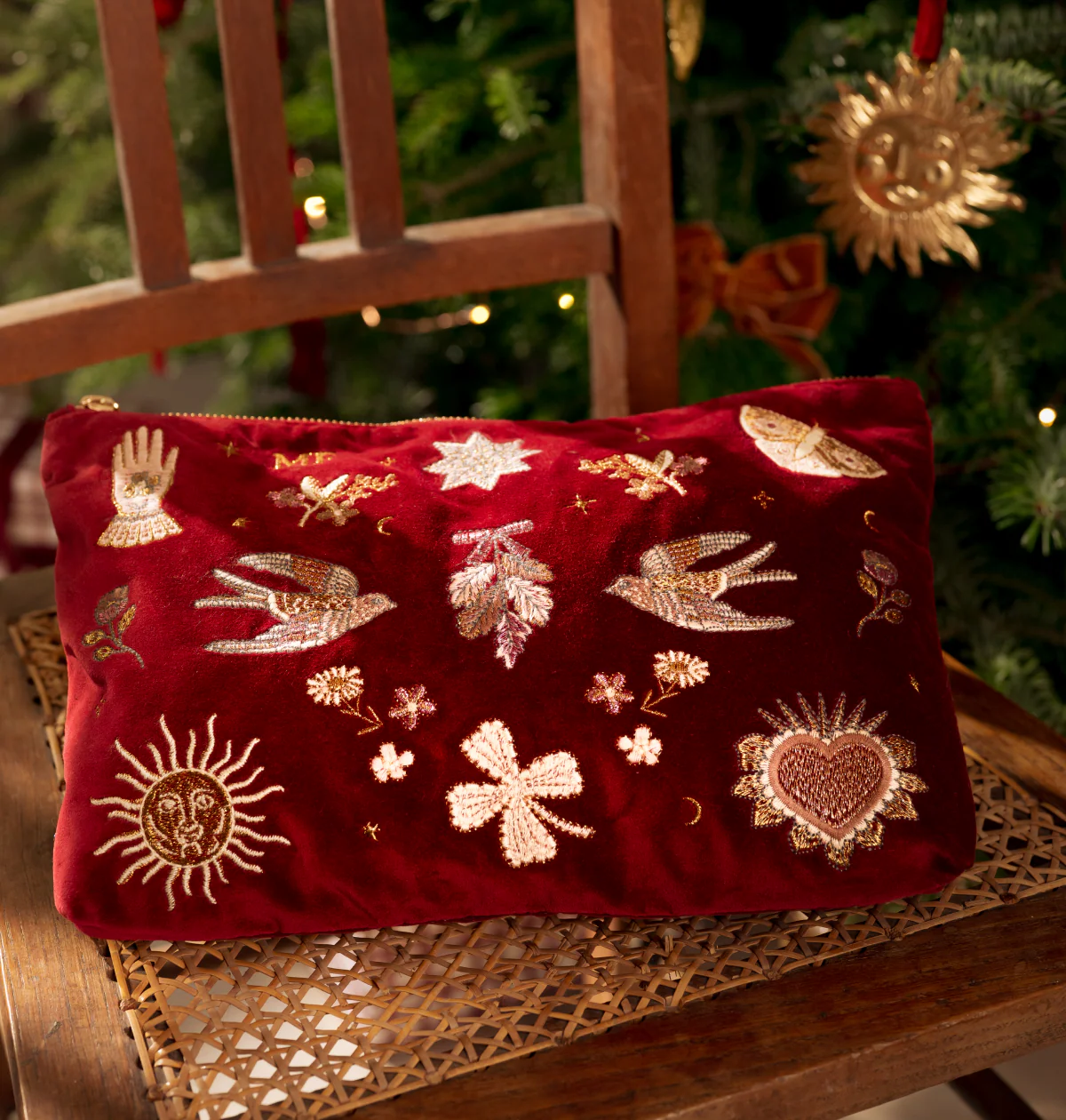 Golden Trinkets Everyday Pouch - Image 2