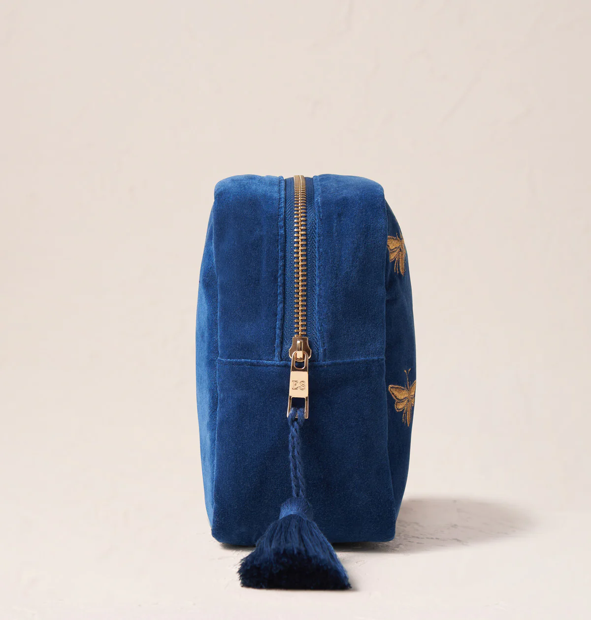Honey Bee Wash Bag - Image 4