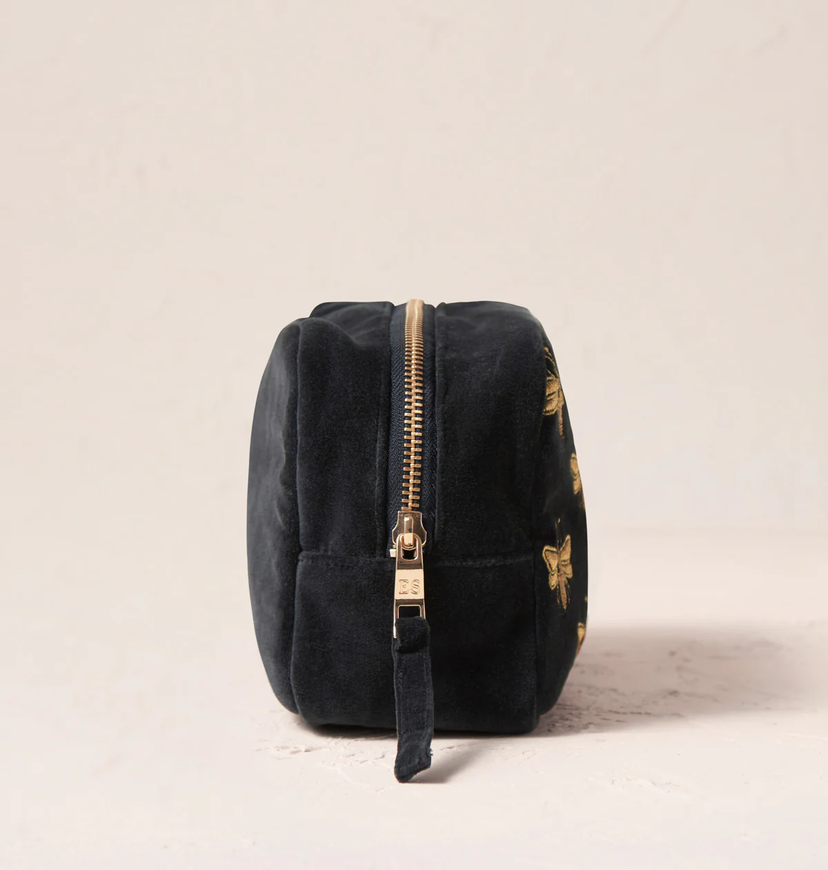 Honey Bee Makeup Bag - Image 5