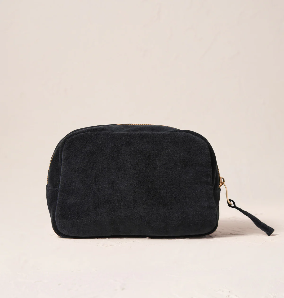 Honey Bee Makeup Bag - Image 5