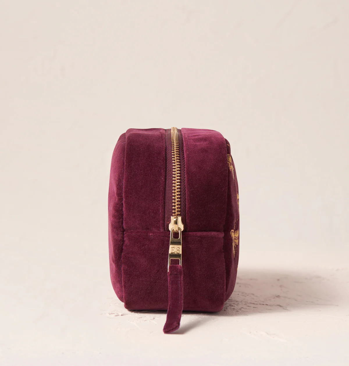 Honey Bee Makeup Bag - Image 5