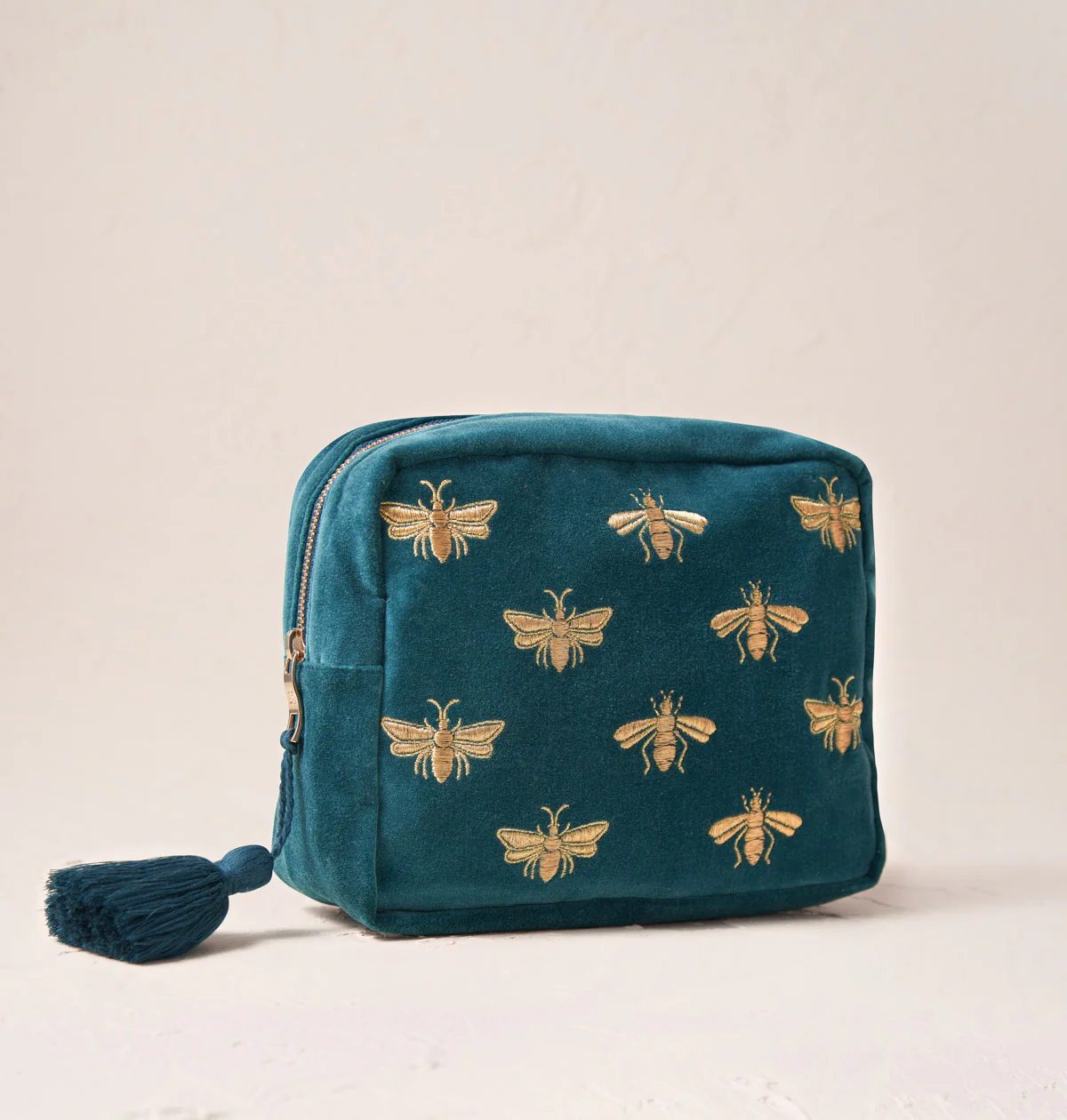 Honey Bee Wash bag - Image 3