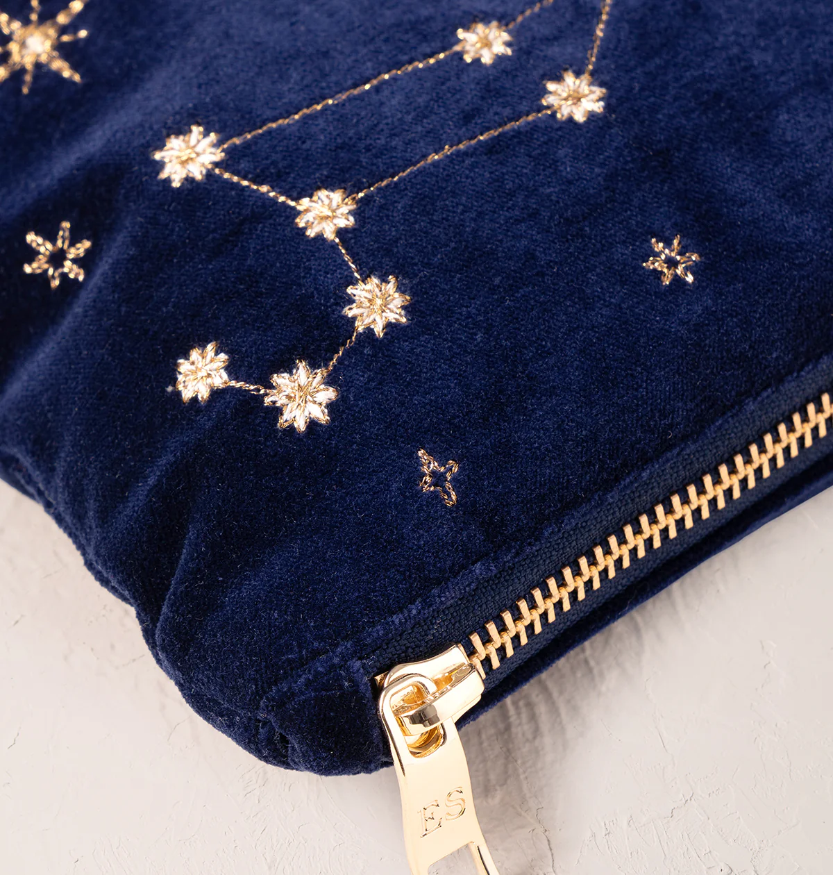 Leo Navy Everyday Pouch - Image 4