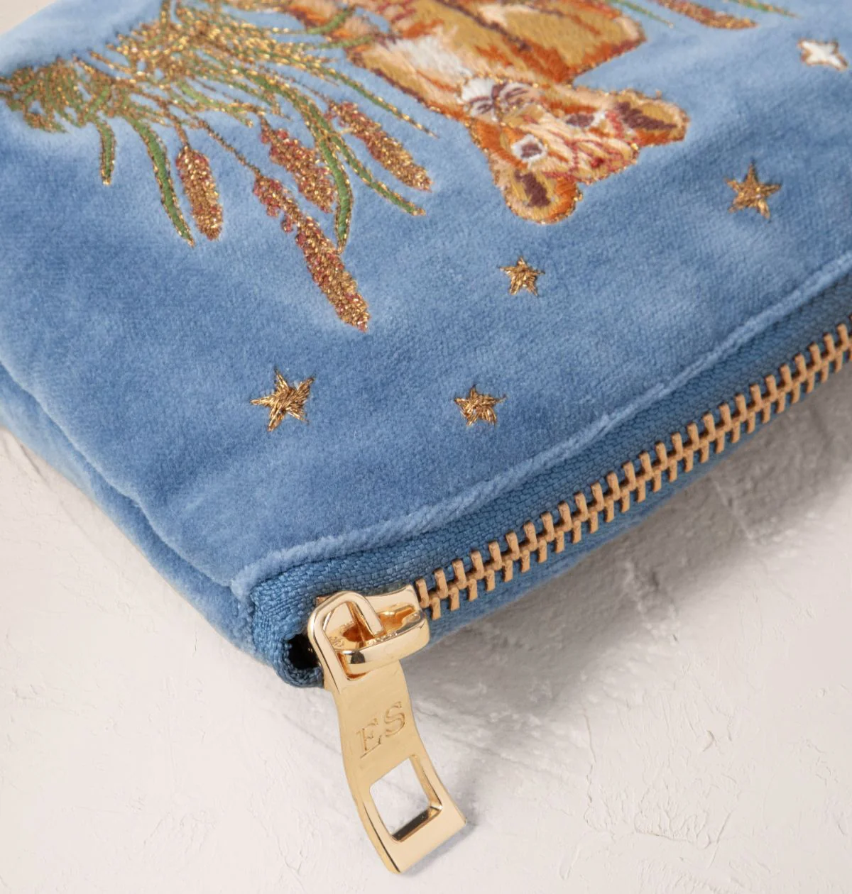 Lion Pride Coin Purse - Image 2