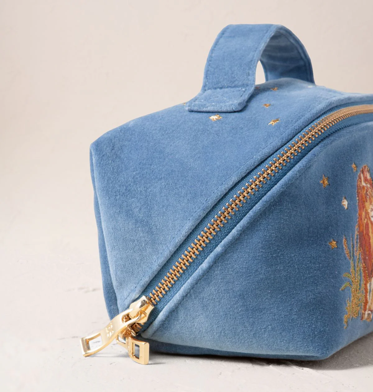 Lion Pride Open Flat Makeup Bag - Image 3