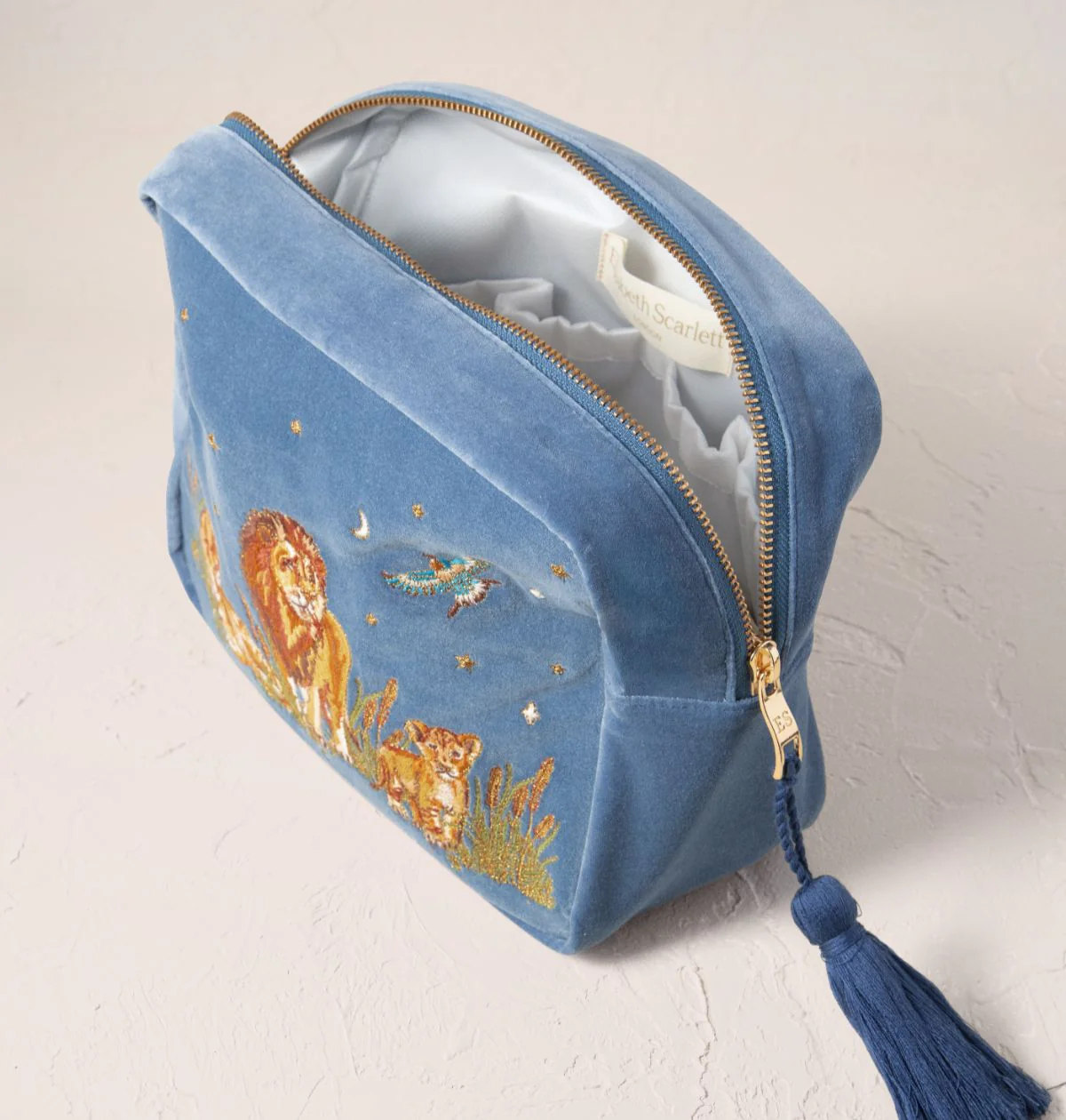 Lion Pride Wash Bag - Image 3