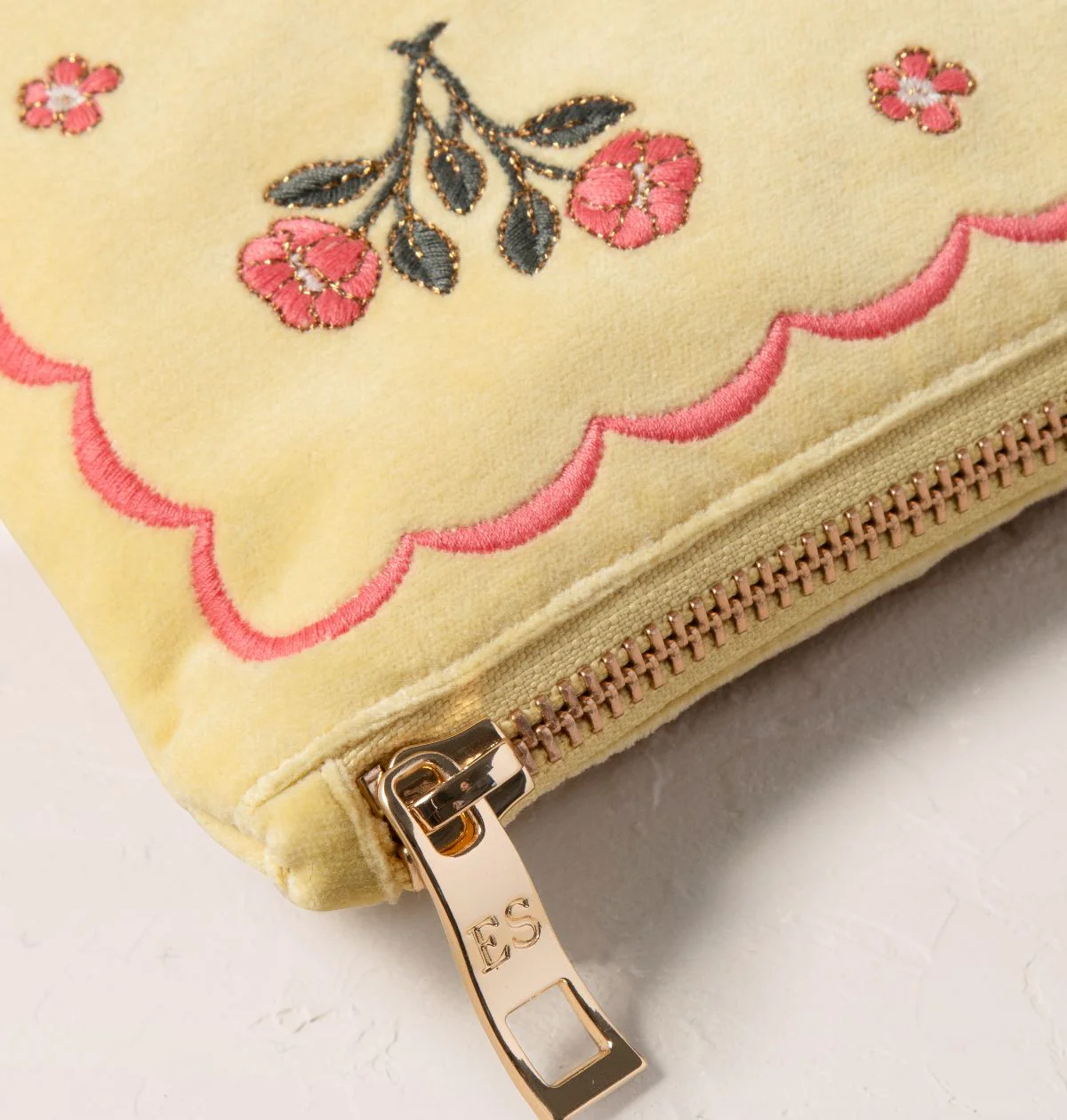 Love Birds Everyday Pouch - Image 3