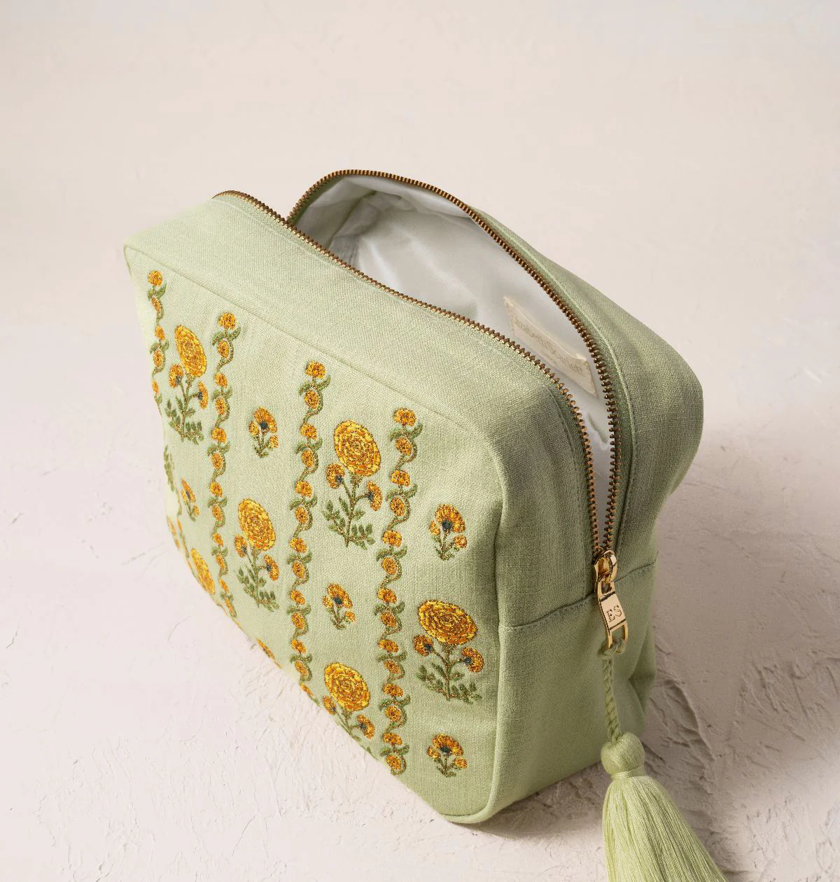 Marigolds Wash Bag - Image 4