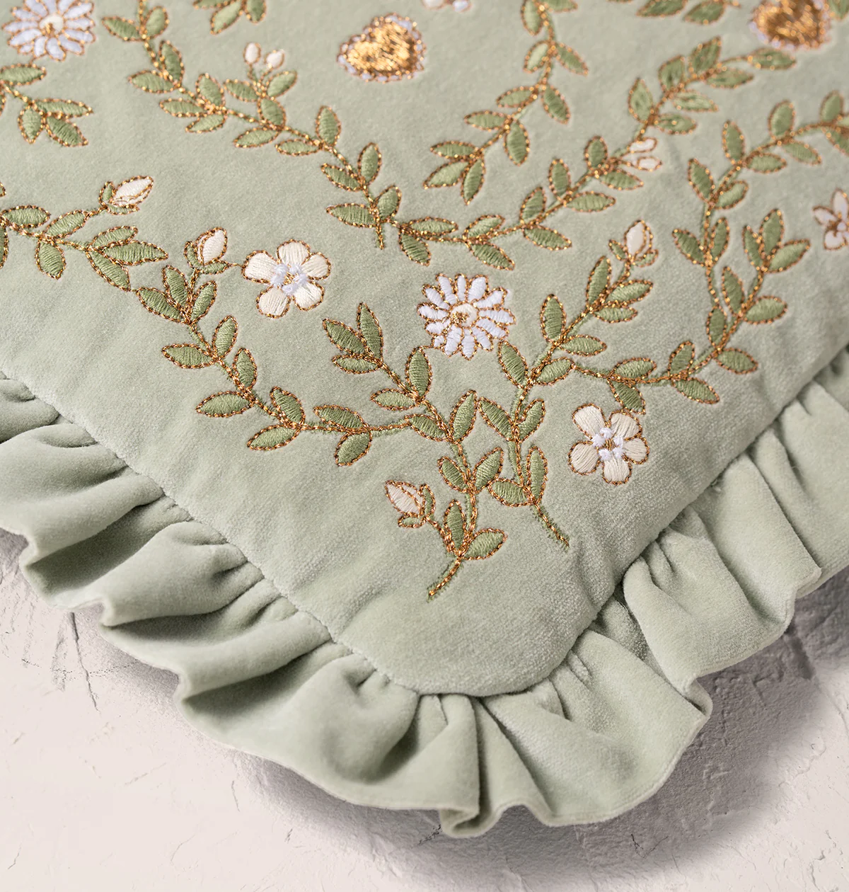 English Garden Frill Pouch - Image 3