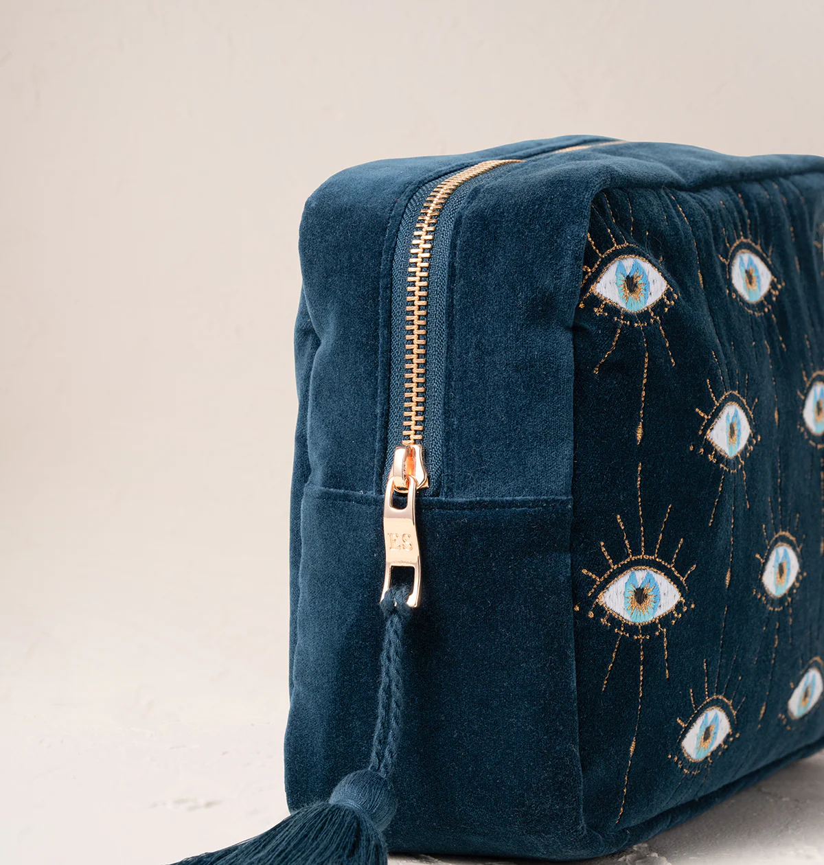Mystical Eye Wash Bag - Image 3