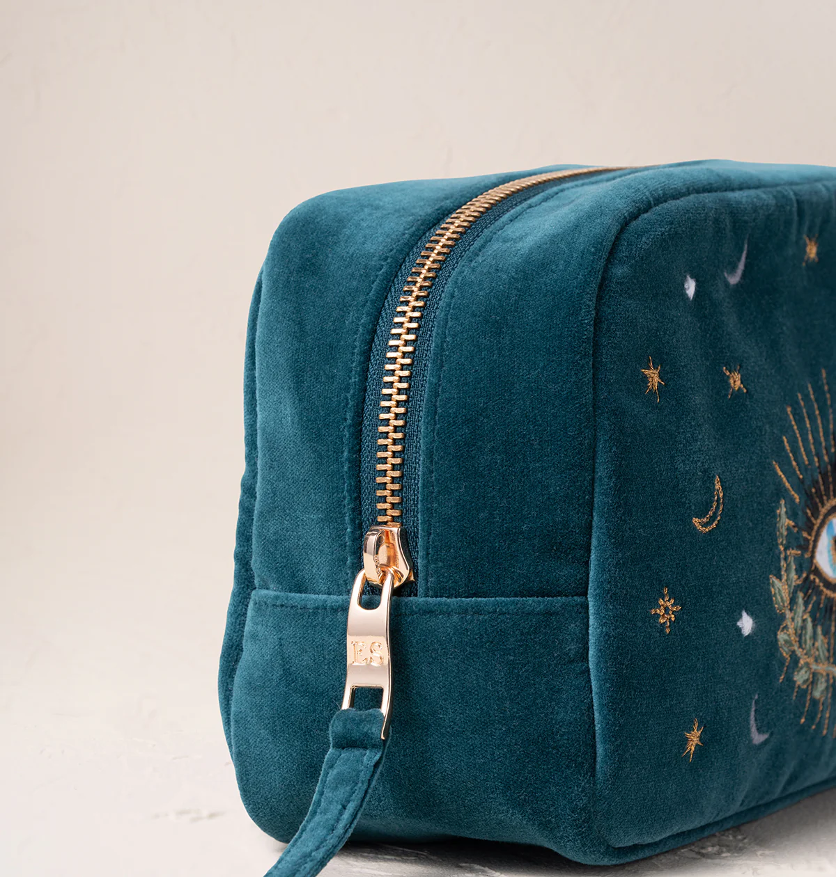 Celestial Eye Makeup Bag - Image 2