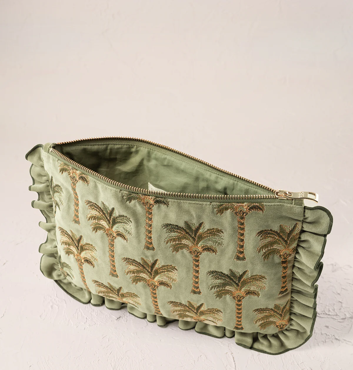 Palms Frill Pouch - Image 4