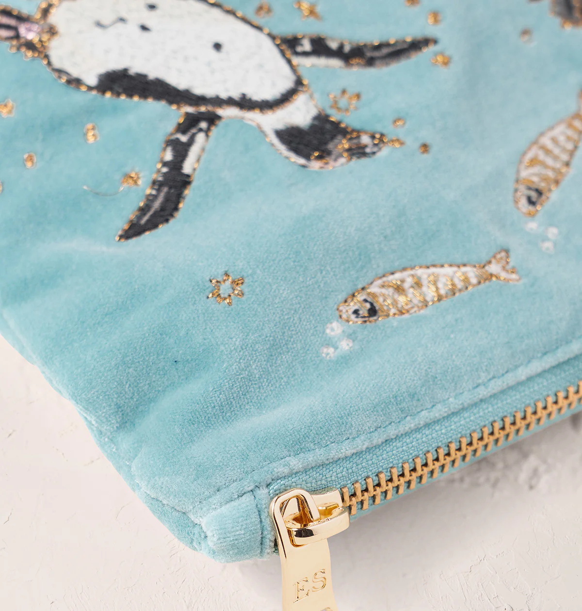 Penguins Everyday Pouch - Image 3