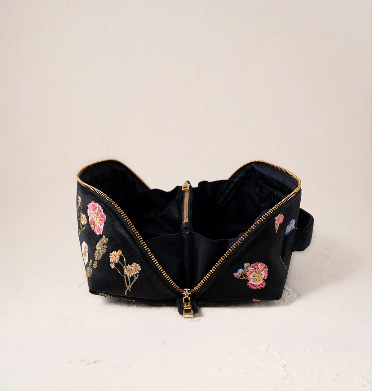 Pressed Flowers Open Flat Makeup Bag - Image 4