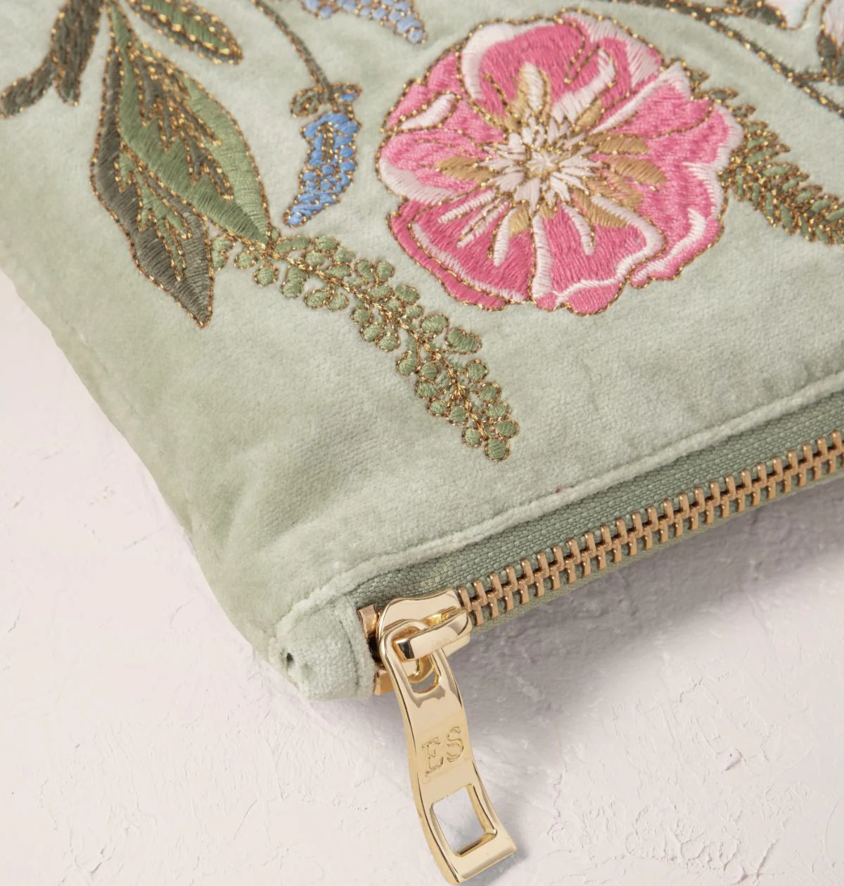 Pressed Flowers Mom Everyday Pouch - Image 3