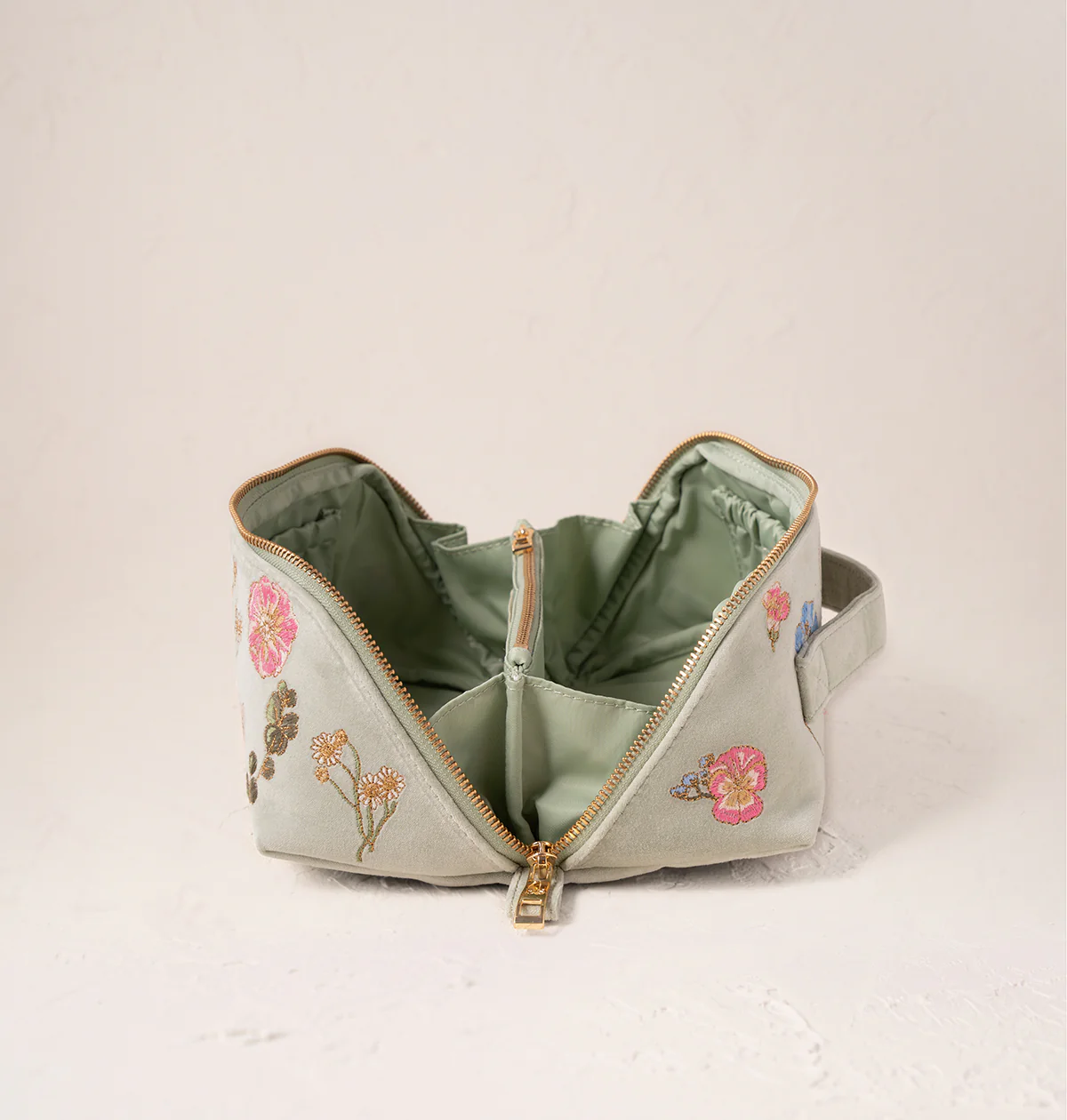 Pressed Flowers Open Flat Makeup Bag - Image 4