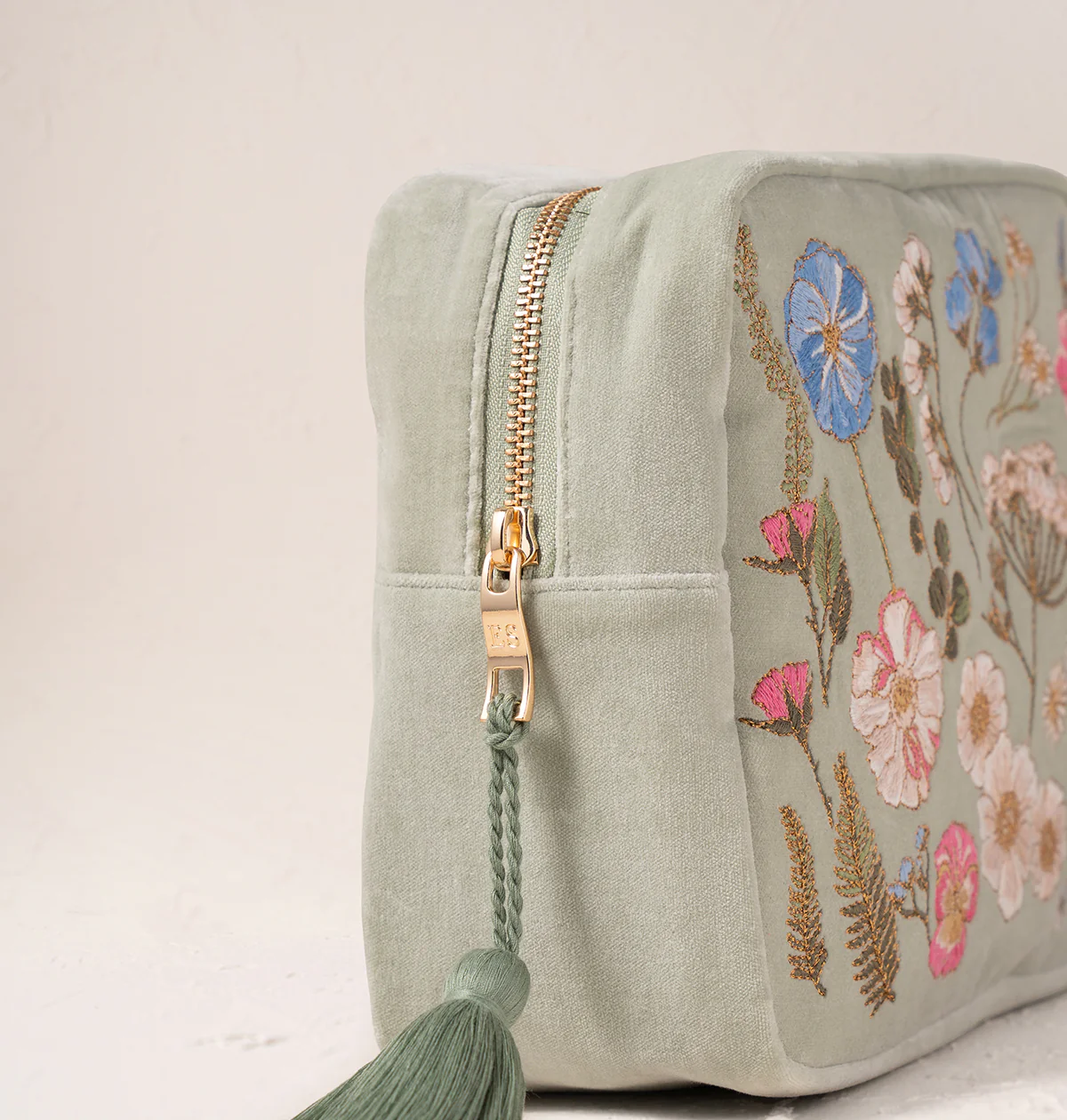 Pressed Flowers Wash Bag - Image 3