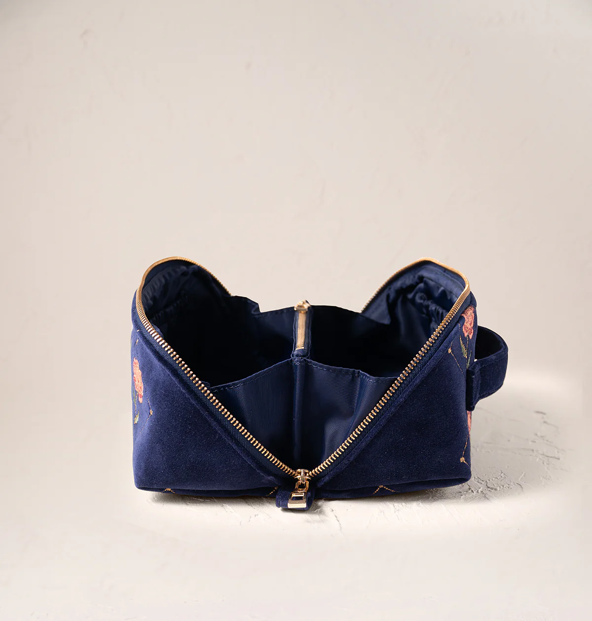 Rose Open Flat Makeup Bag - Image 3