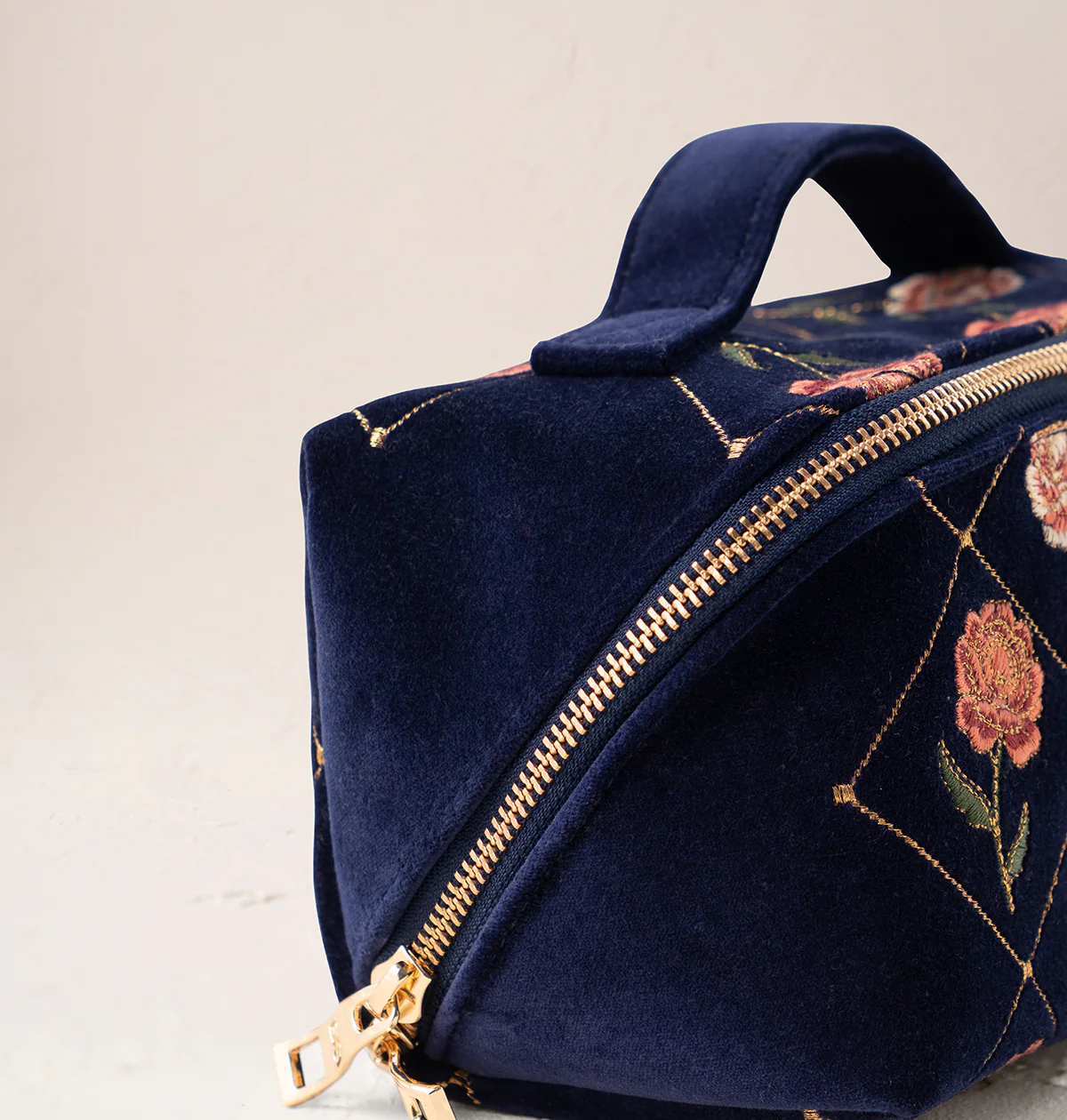 Rose Open Flat Makeup Bag - Image 4