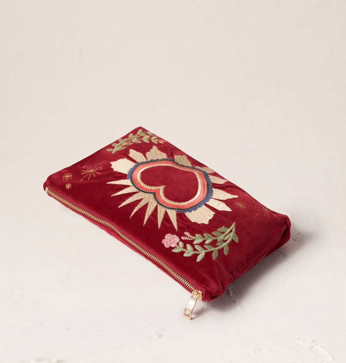 Enchanted Heart Everyday Pouch - Image 4