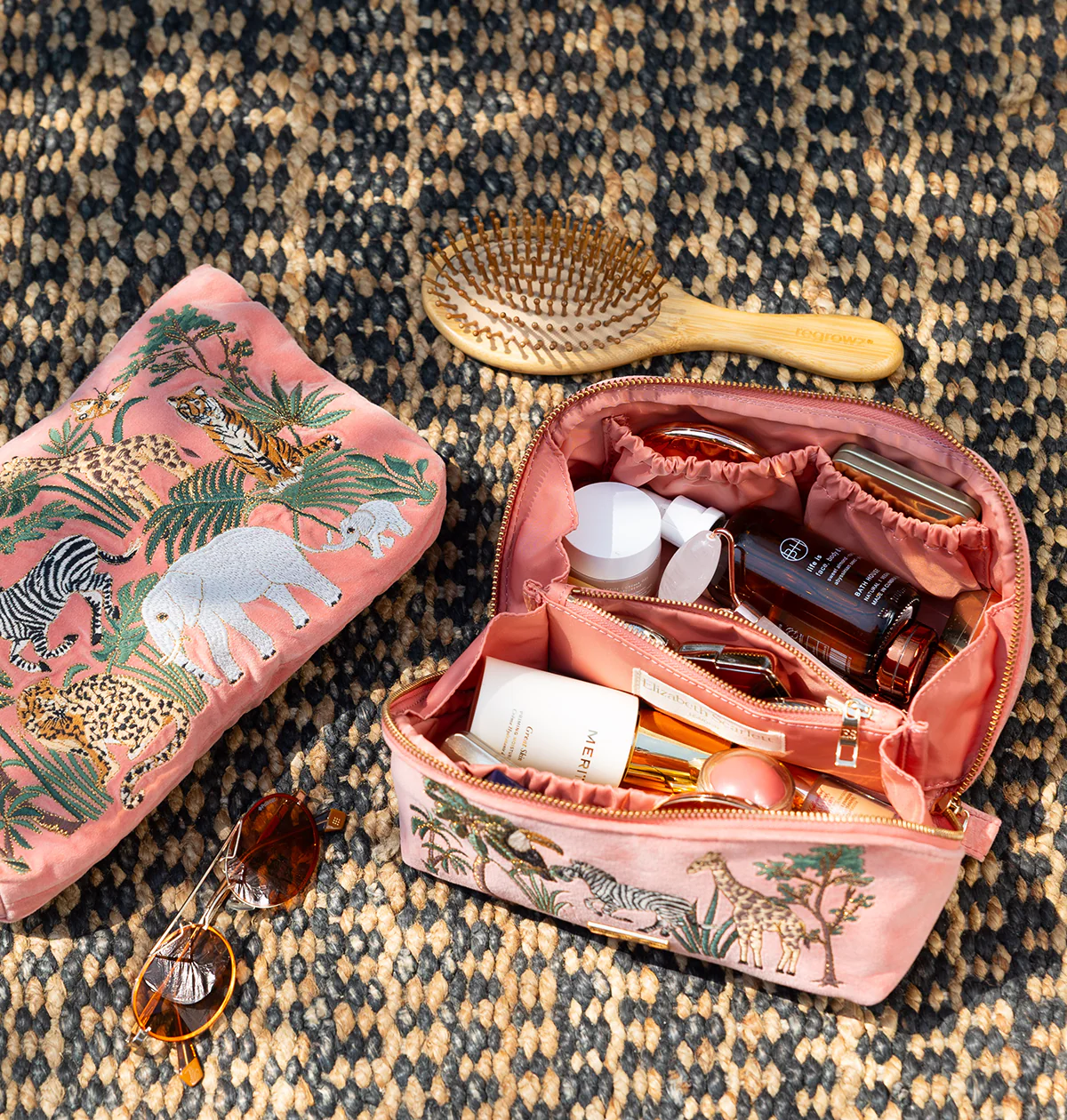 World Wildlife Everyday Pouch - Image 7