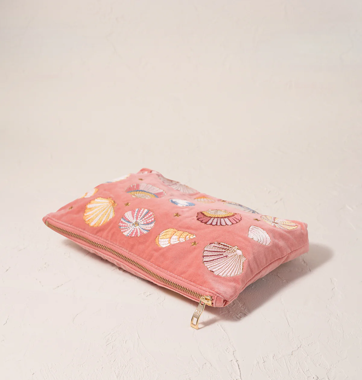 Seashell Everyday Pouch - Image 3