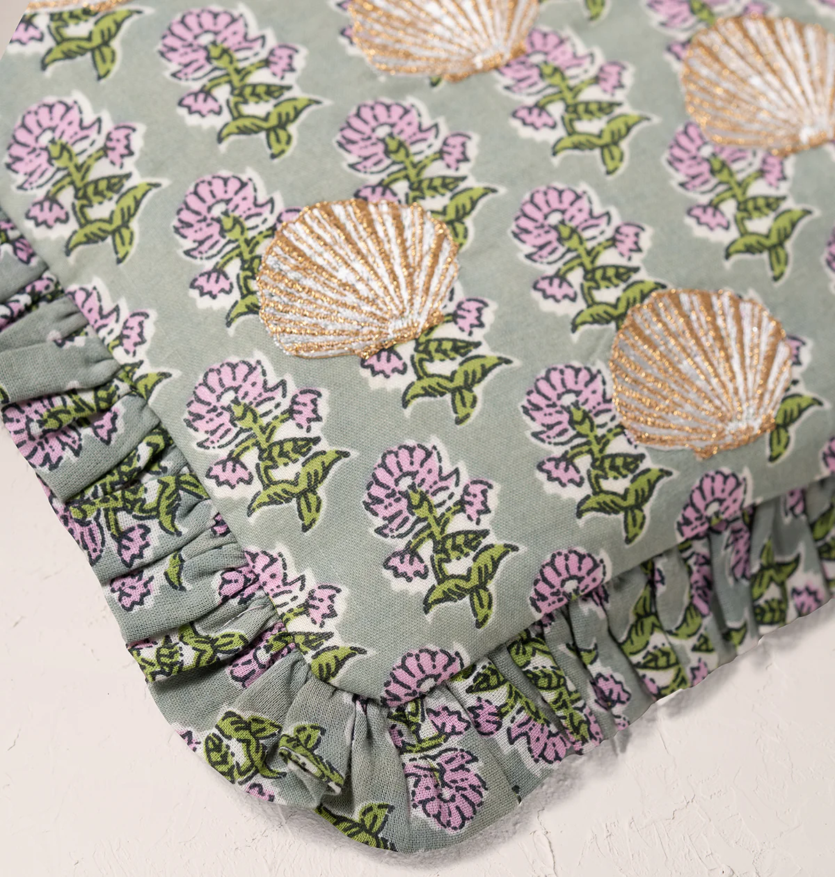 Shells Cotton Rebirth Frill Pouch - Image 4