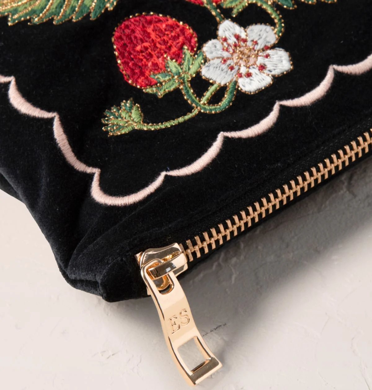 Strawberries Velvet Everyday Pouch - Image 4