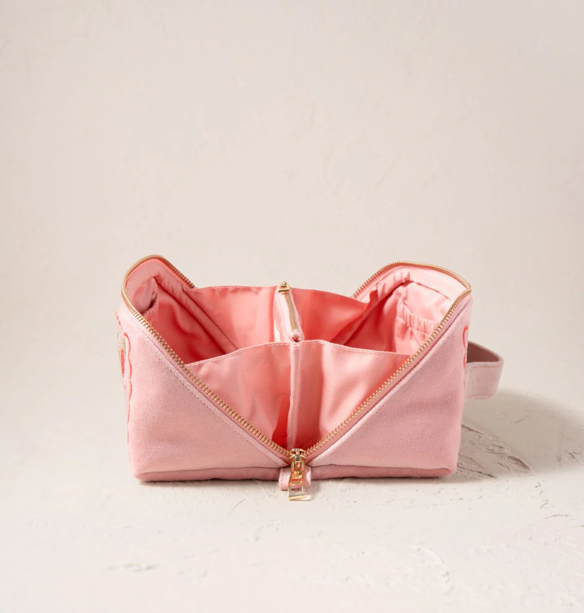 Strawberries Open Flat Makeup Bag - Image 4