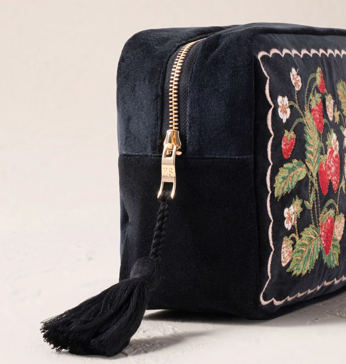 Strawberries Wash Bag - Image 2