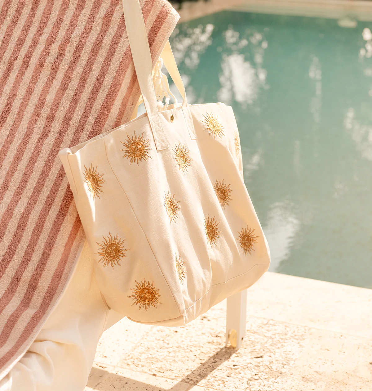 Sun Goddess Carryall - Image 2
