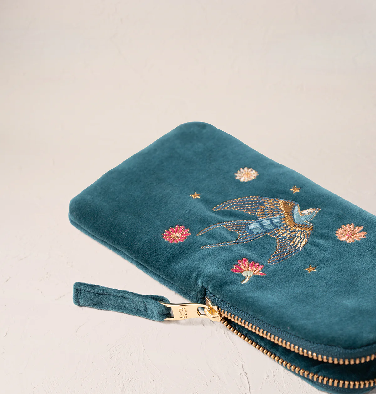 Swallows Glasses Case - Image 2