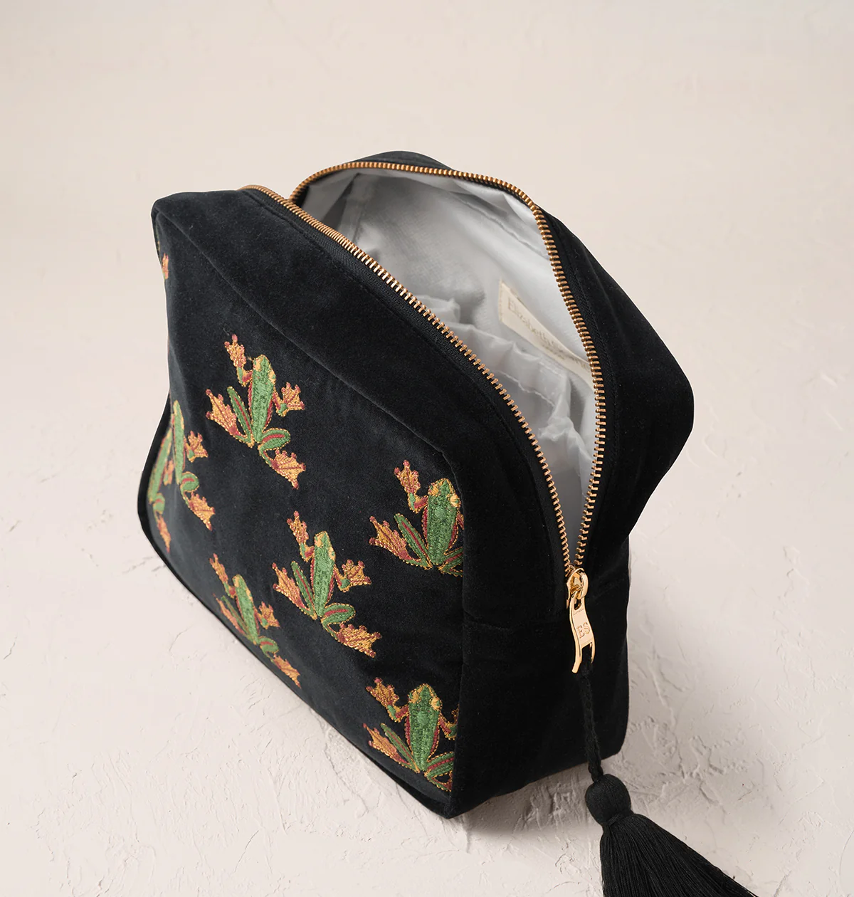 Tree Frogs Wash Bag - Image 2