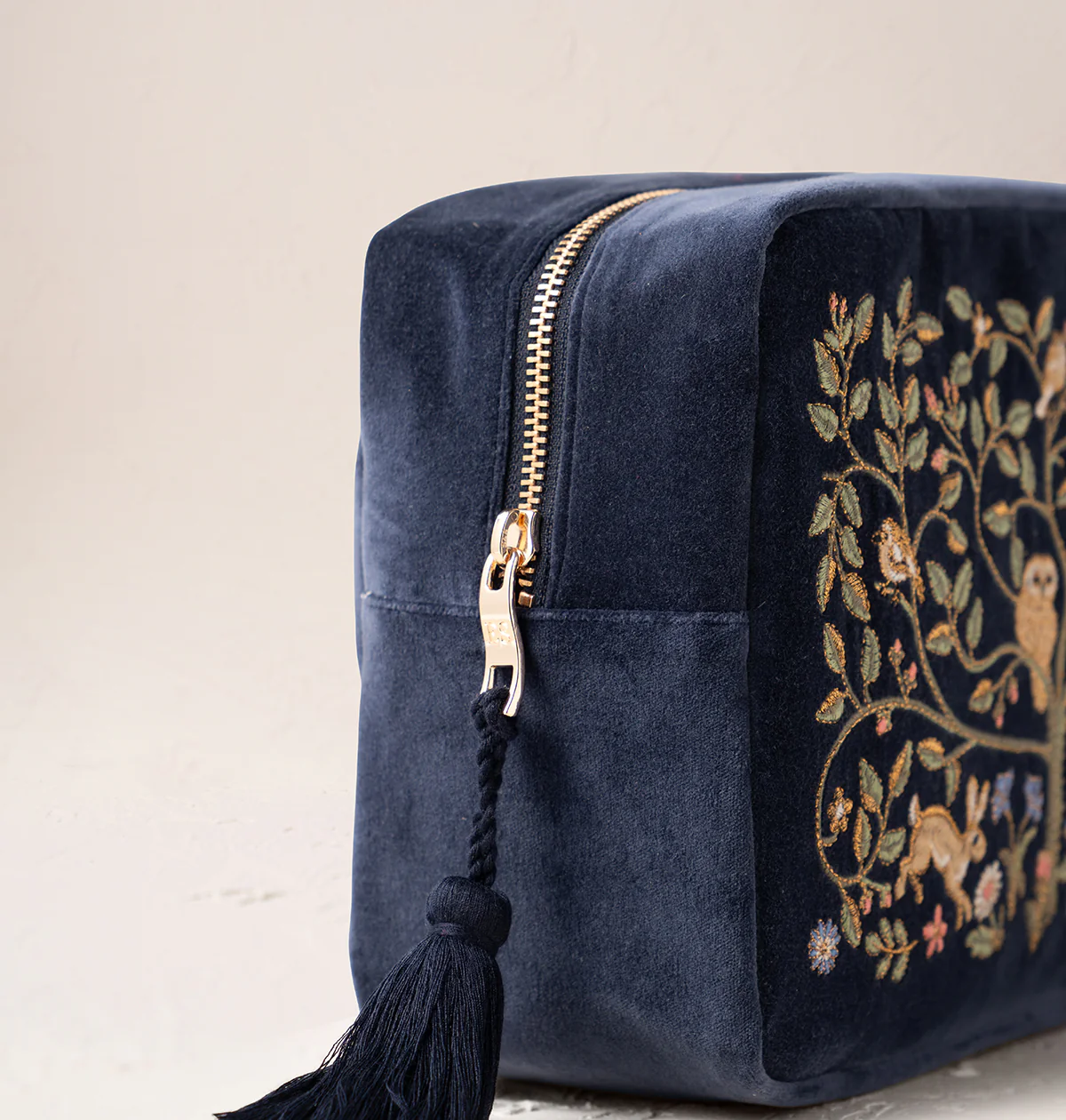 Tree of Life Wash Bag - Image 3